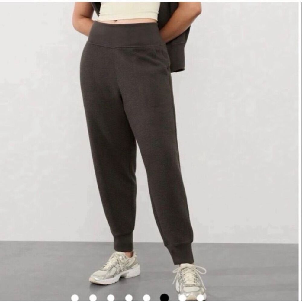 Athleta Women's Coaster Luxe Waffle High Rise Pull-on Jogger Brown M NEW